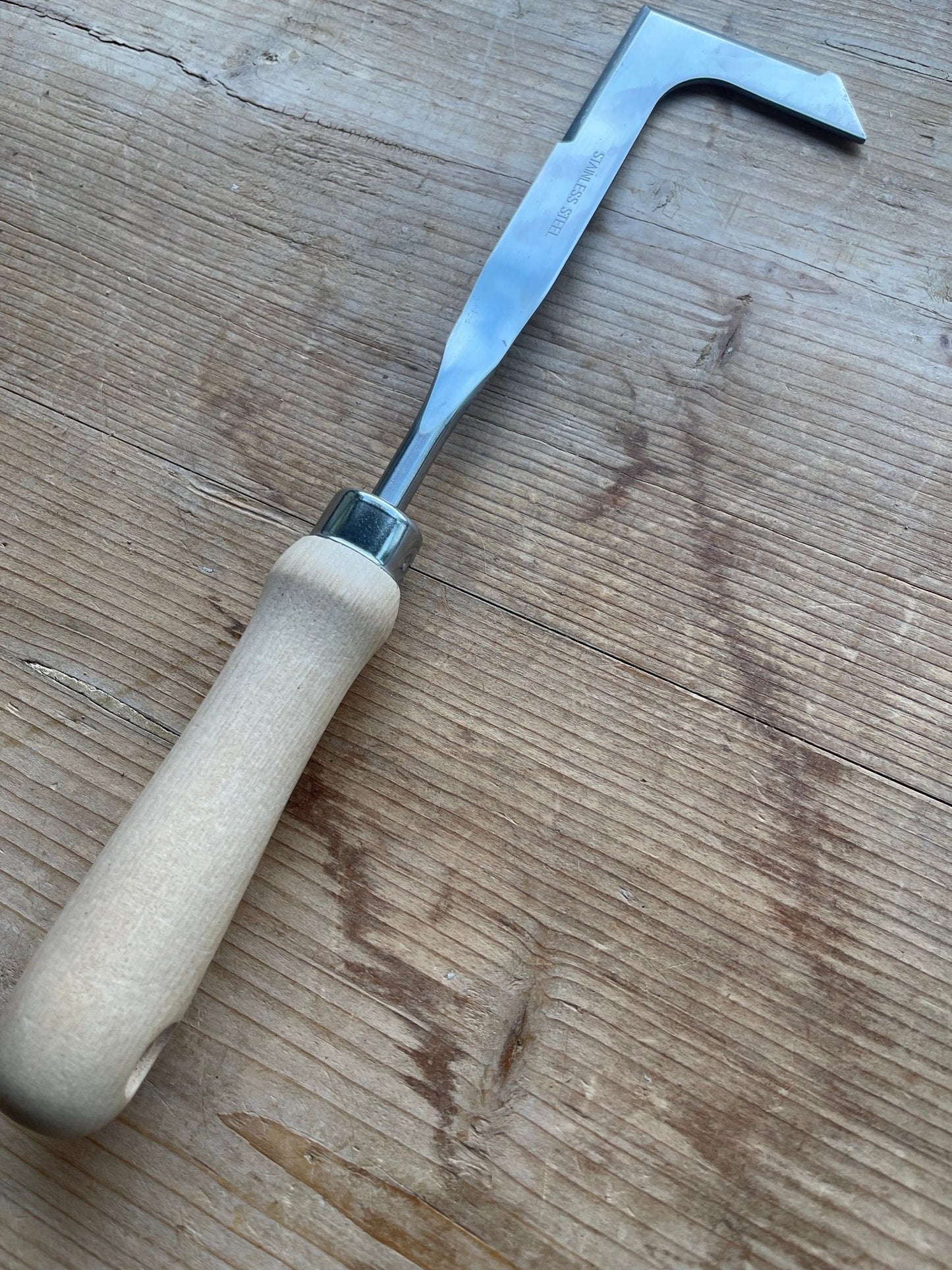Crack & Crevice Weeding Tool - The Weeder for Cracks (L Weeder)